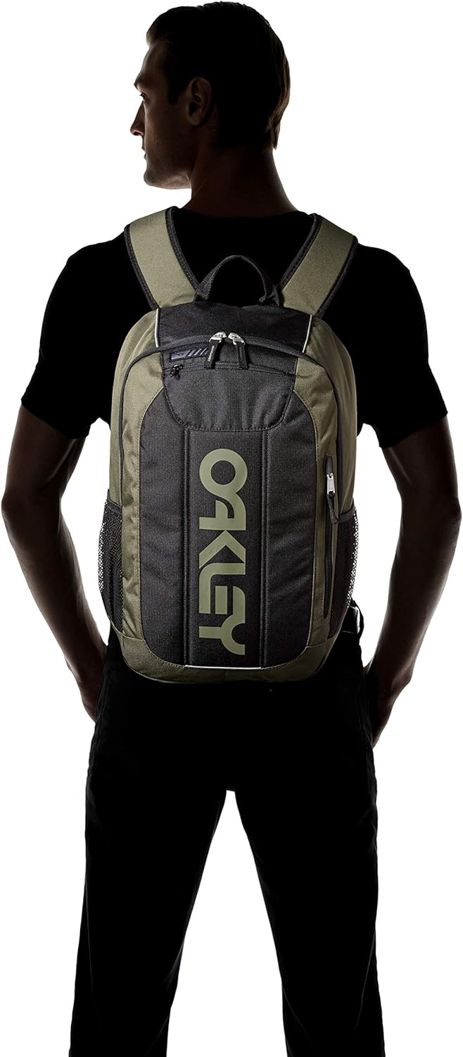  | Oakley Men's Enduro 3.0 20L Backpack, Dark Brush | Casual Daypacks