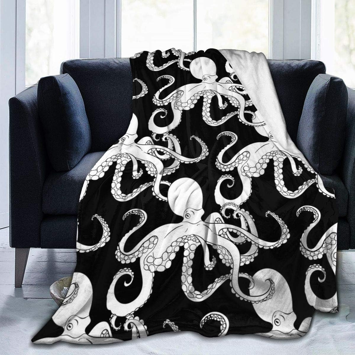 JKU Octopus Fleece Blanket Super Soft Large Lightweight Cozy Sofa Bed