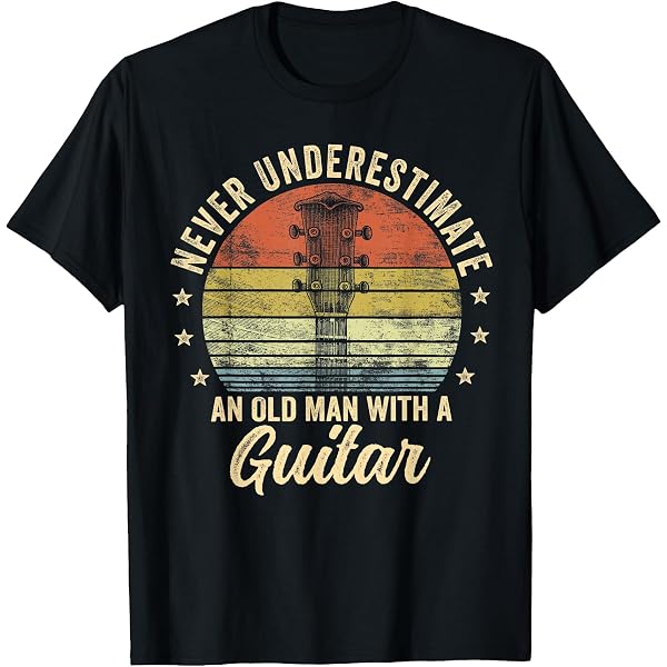 T-Shirt Uomo In Cotone Biologico 'Old & Rusty But Sounding Better Than Ever' - Maglia Regalo Per Chitarristi, Vestibilità Regular - 2