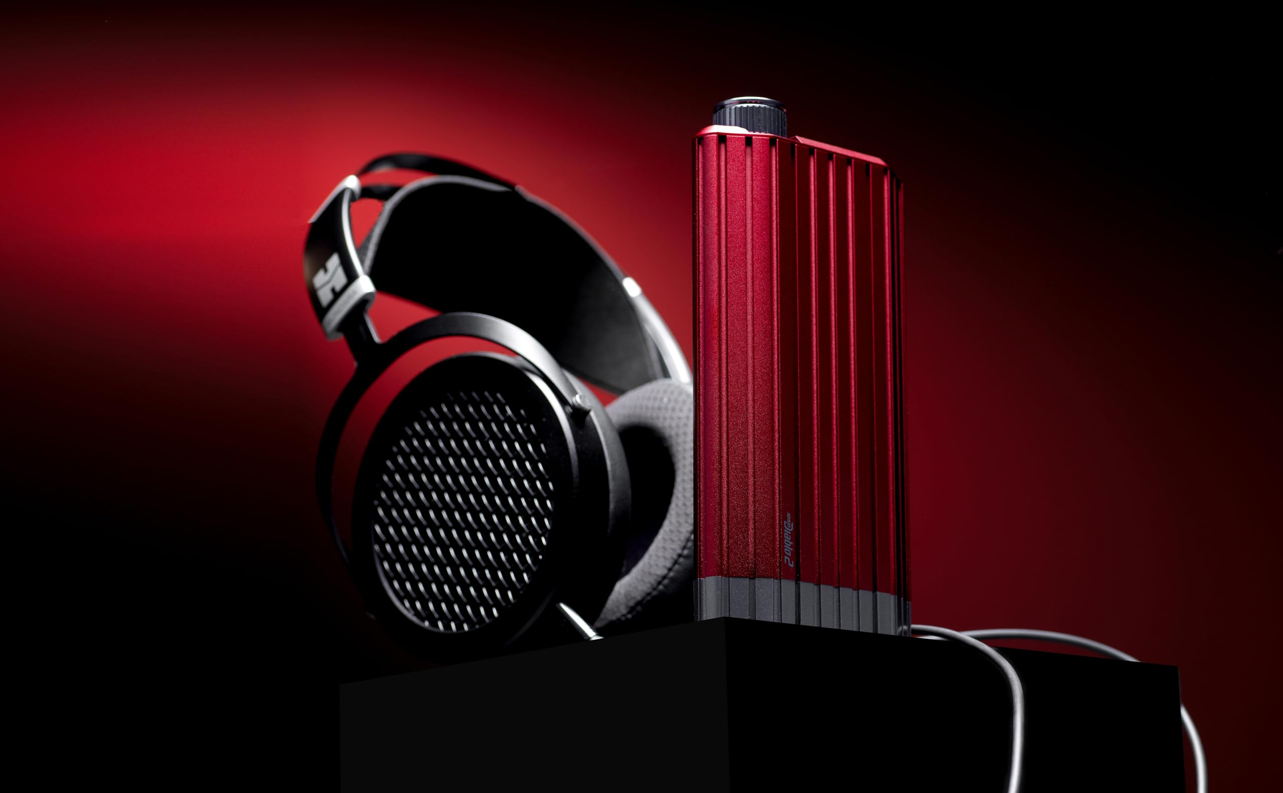 iFi iDSD Diablo 2 Portable DAC Amp Bluetooth 5.4 aptX Lossless MQA Includes iPower 2