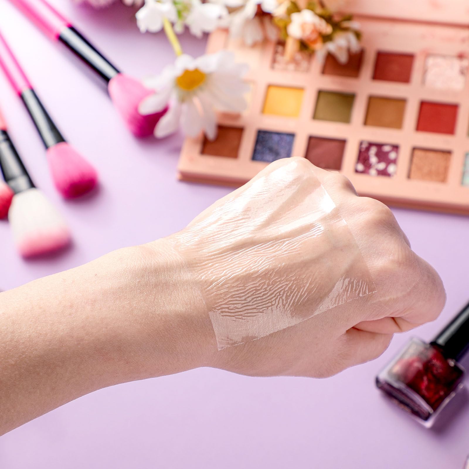 200 Pieces Makeup Hand Palette Single Use Waterproof Makeup Mixing Palette Disposable Foundation Mixing Tray Adhesive Artist Cosmetic Tape for Women(2.36 x 2.36 Inch)