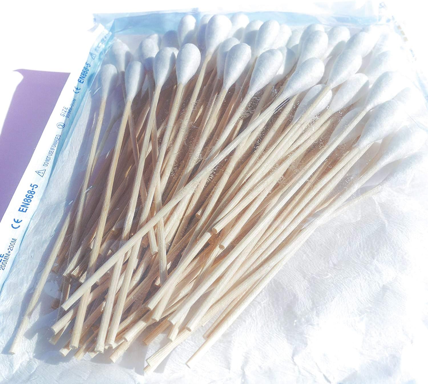 100 Pcs/Pack Medical Cotton Swabs Single Head Bamboo Stick Extra Long Wood Handle Sturdy Cotton Applicator 6" Home Health Disposable Aseptic Swabs Care Sports Medicine