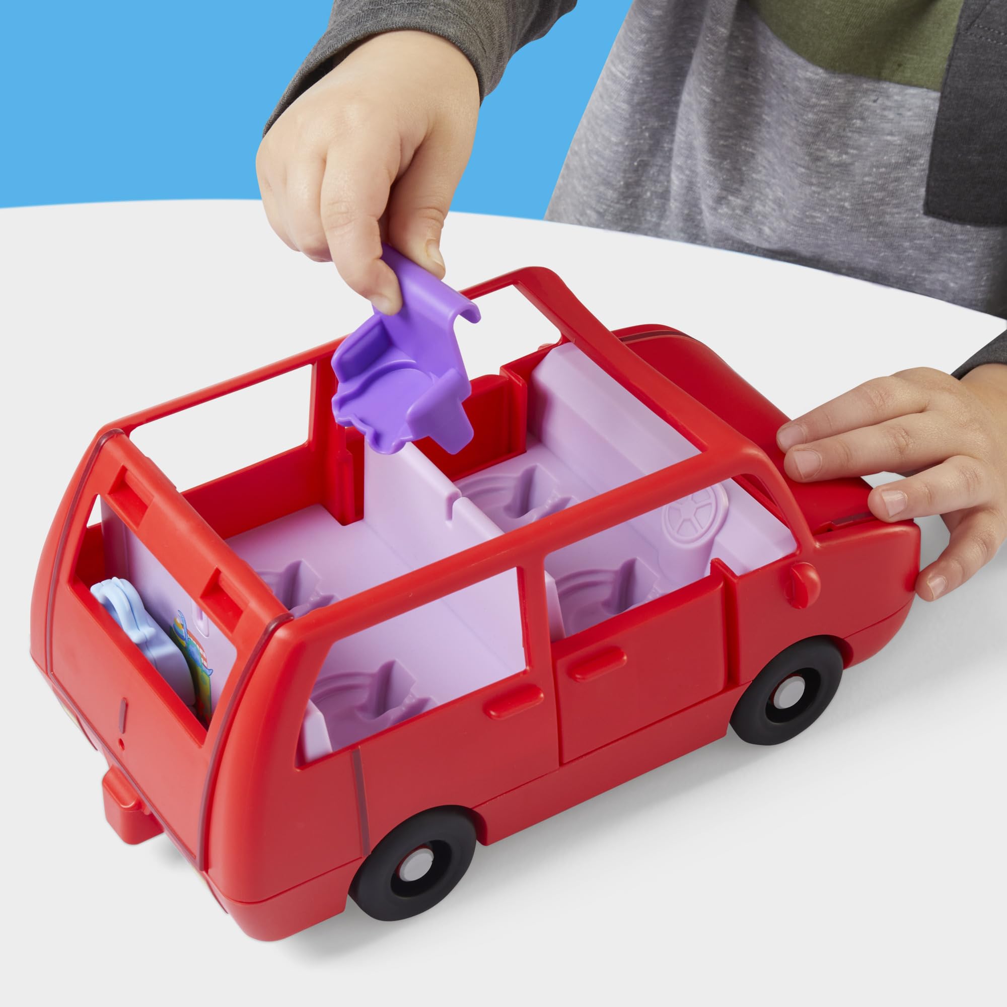 Peppa Pig Peppa's Big Family Car with 2 Figures (Fits 5), Toy Car Playset for Girls and Boys, Kids, Ages 3+