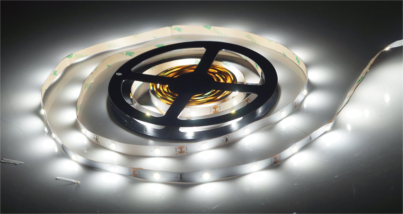 Eagle 12V IP20 LED Tape Light Kit 5M with PSU - Cool White