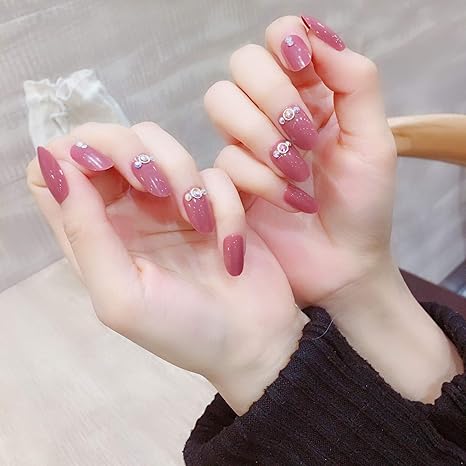 Amazon 24枚入 手作りネイルチップ 珠玉の飾り ネイル花嫁 かわいいとエレガント 花嫁の爪のチップ 結婚式 写真を撮る パーティー 二次会などに 濃いピンク Mallnoo ネイルチップ 通販