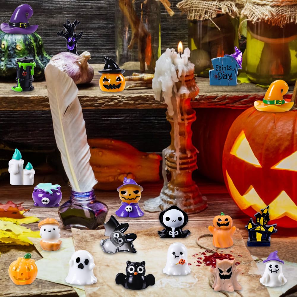 32pcs Halloween Mini Resin Figures 32 Styles Tiny Resin Animals Little Small Figures to Hide Pumpkin Ghost Skull Miniatures Bulk for Halloween Party Favors Bag Fillers Garden Dollhouse Decor