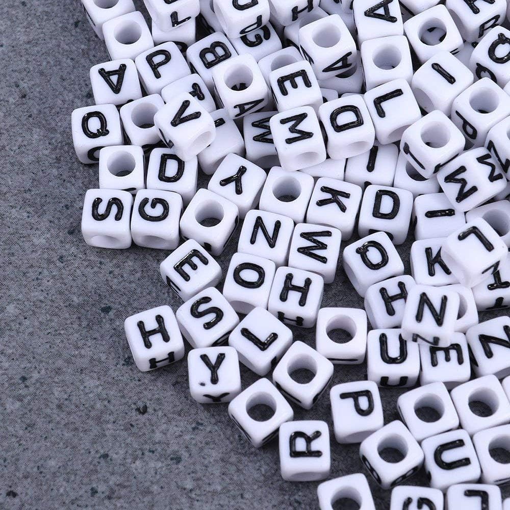 Letters Beads, 500 Pieces 6mm Craft Beads with Black Letters A-Z Cube Beads for Threading and Jewelry Making for DIY Bracelets Jewelery Necklaces Keyrings (Letter Mixed)