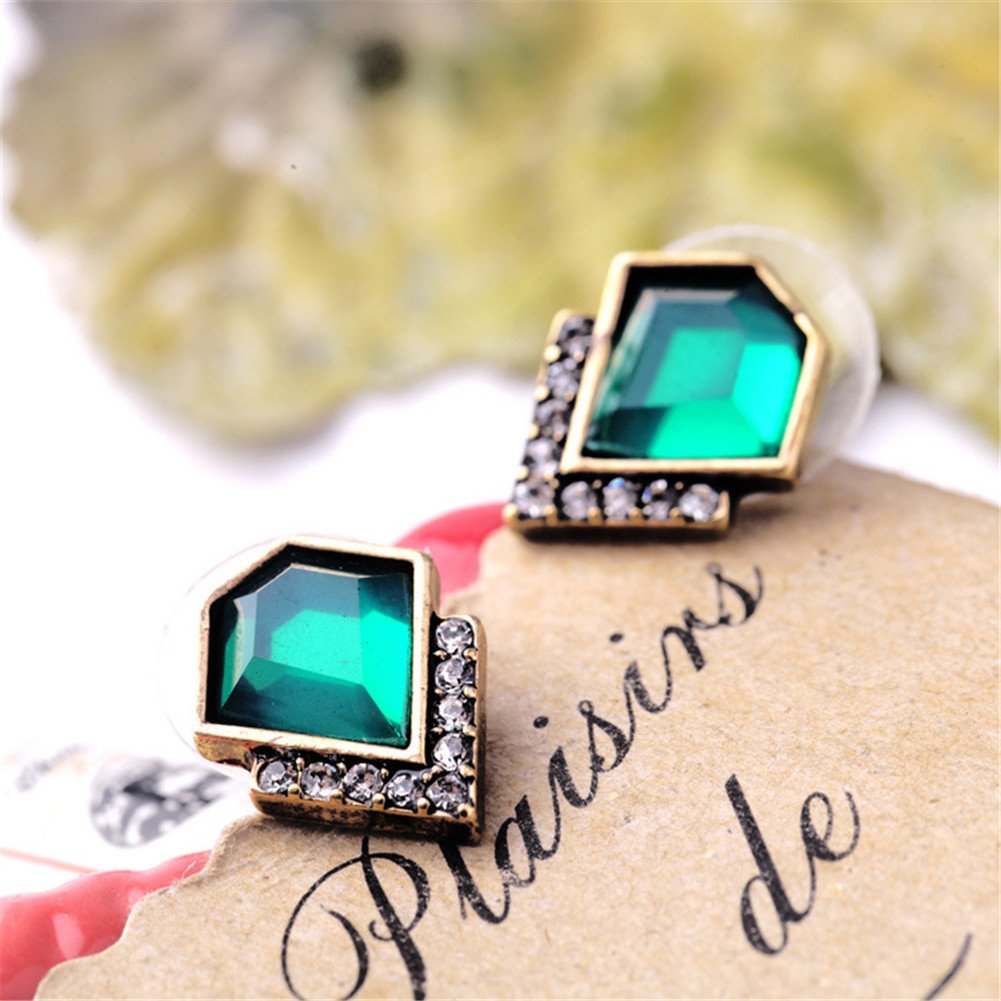 Women\'s Classic V Design Green Emerald Stud Earrings, Fashion Crystal Jewelry for Party