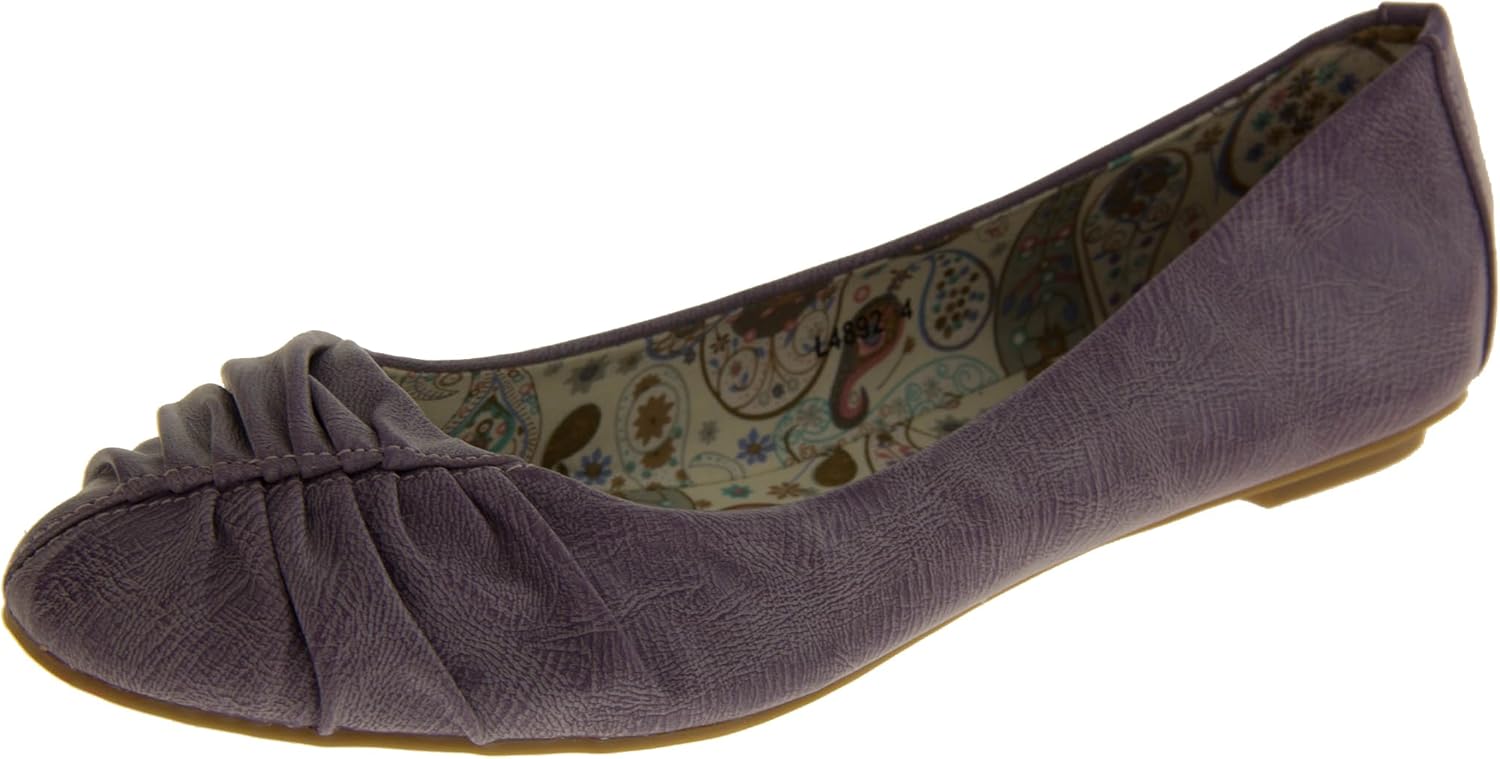 lilac coloured shoes