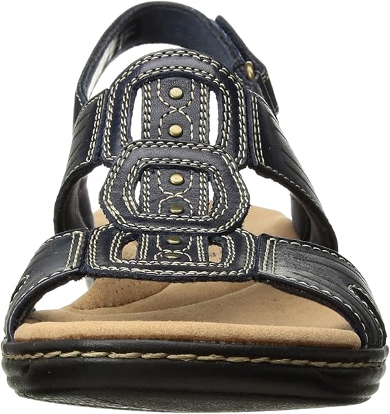 clarks women's leisa vine platform