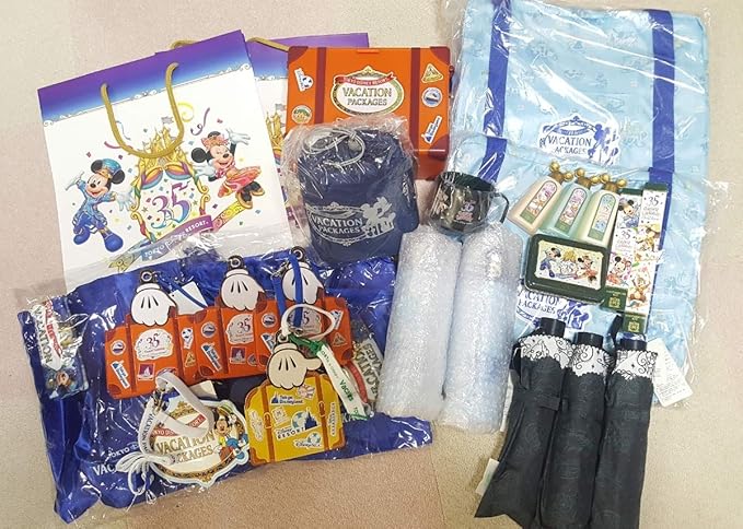 Amazon Co Jp ディズニー バケーションパッケージ 35周年 ミラコスタ 限定品 傘 水筒 ポップコーンケース 財布 カードケース Disney ホビー 通販