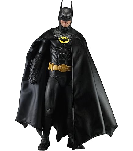 Amazon.com: NECA Batman Begins: Batman Bale Action Figure (1/4