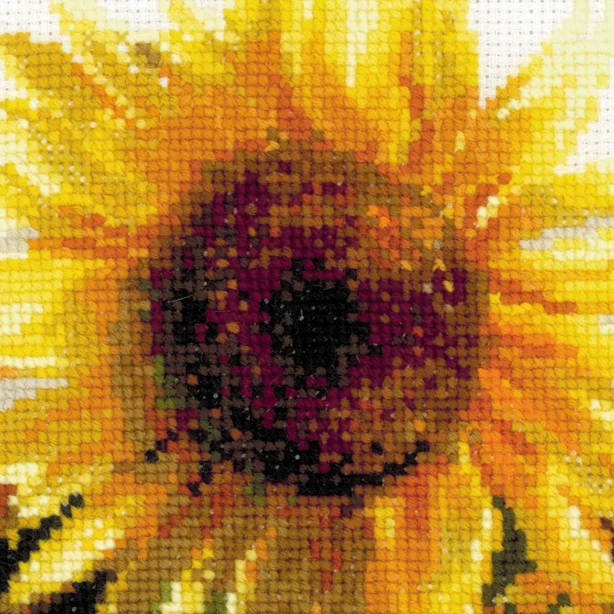 RIOLIS Cross Stitch Kit - 1488 - Hot Summer, Multi-colour, 40cm x 30cm - Image 4