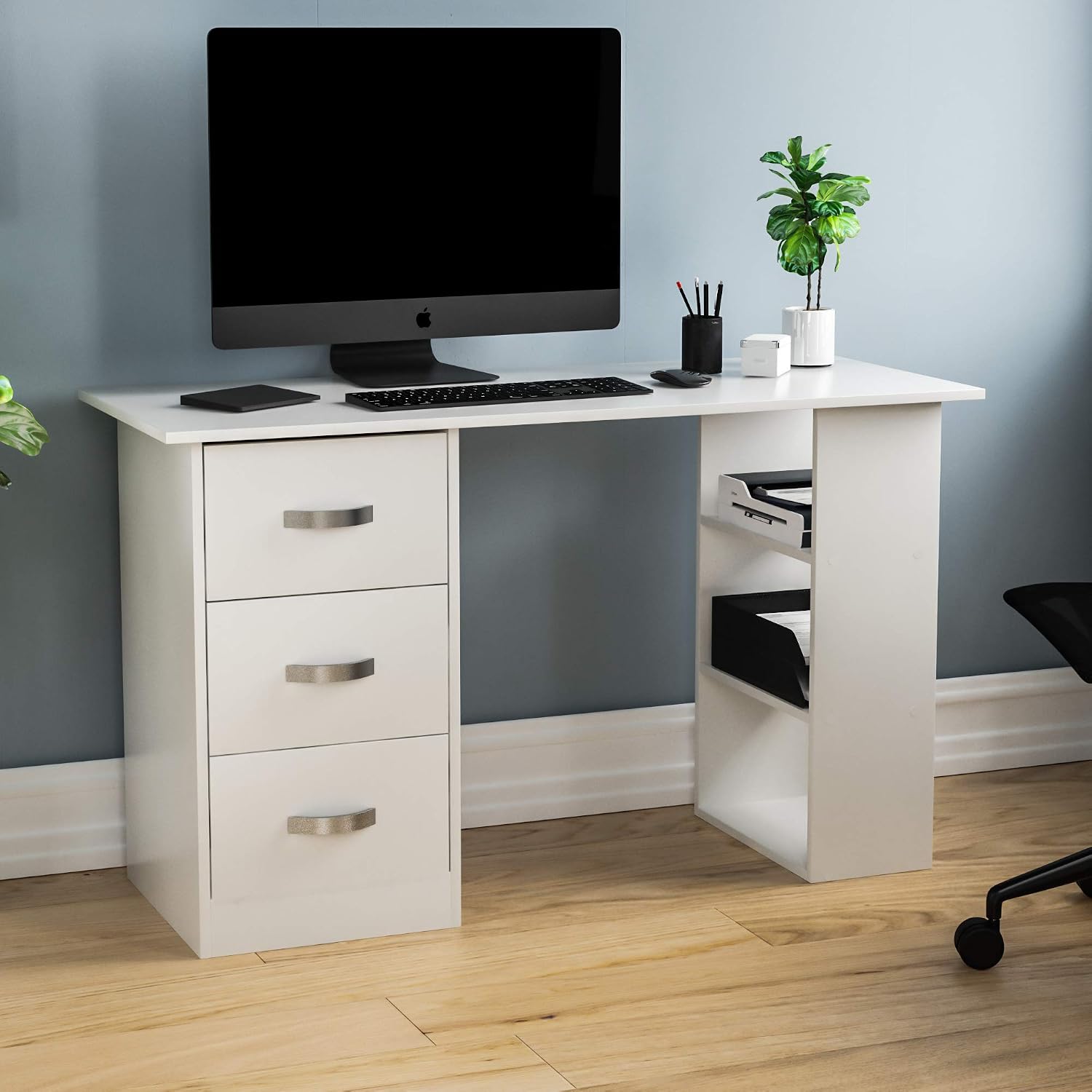 Vida Designs Mason Computer Desk with Shelves and 3 Drawers, Home Office PC/Laptop Gaming Table, Study Workstation, Furniture White