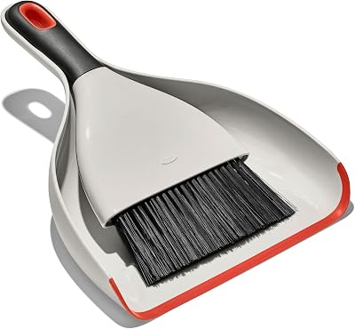 OXO Good Grips Dustpan & Brush Set – Sturdy, Soft Grip, Meant for Corners