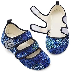 LeIsfIt House Slippers for Women Men Wide Diabetic