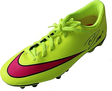 ronaldo shoes juventus