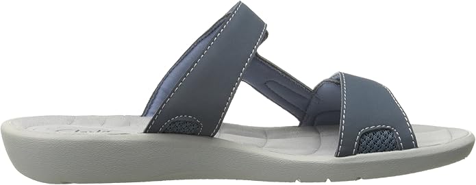 clarks cloudsteppers sandals amazon