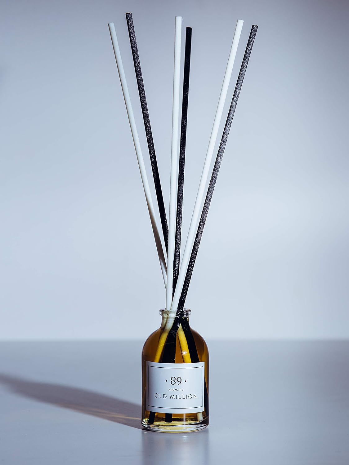 Reed Diffuser Aromatic89 Home Fragrance Grapefruit Jasmine Clove Old Million, Black