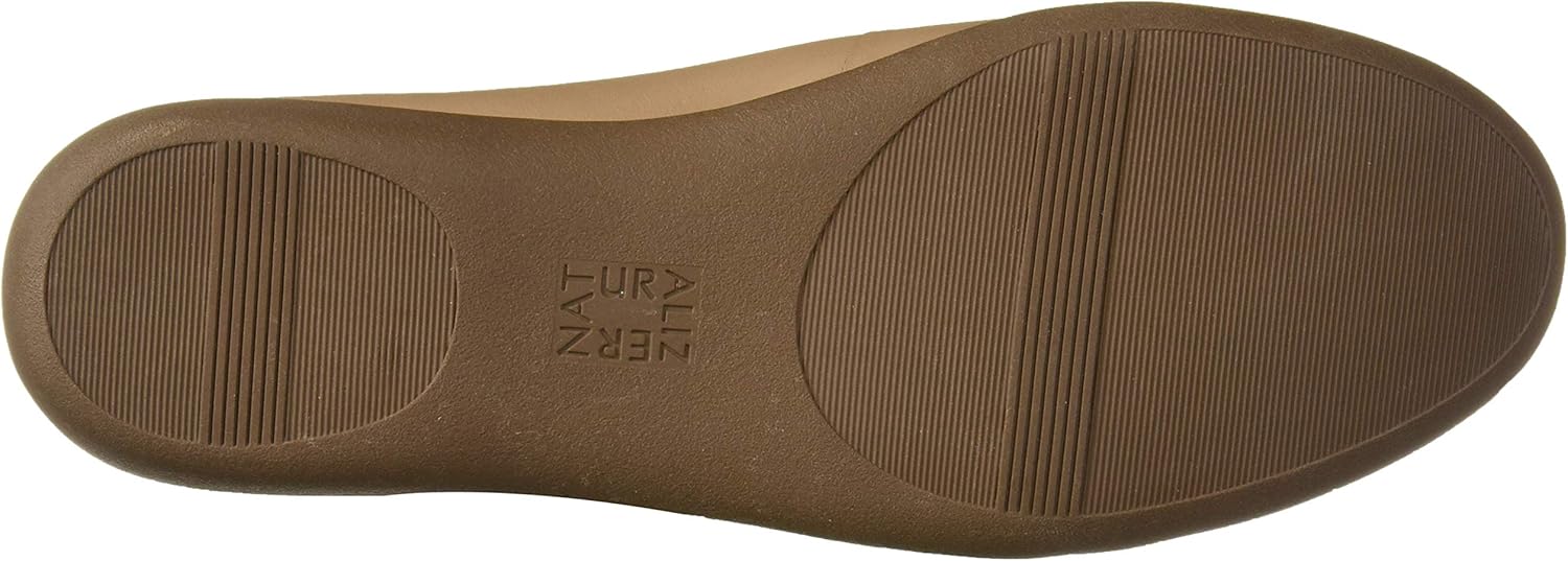 naturalizer finley loafer