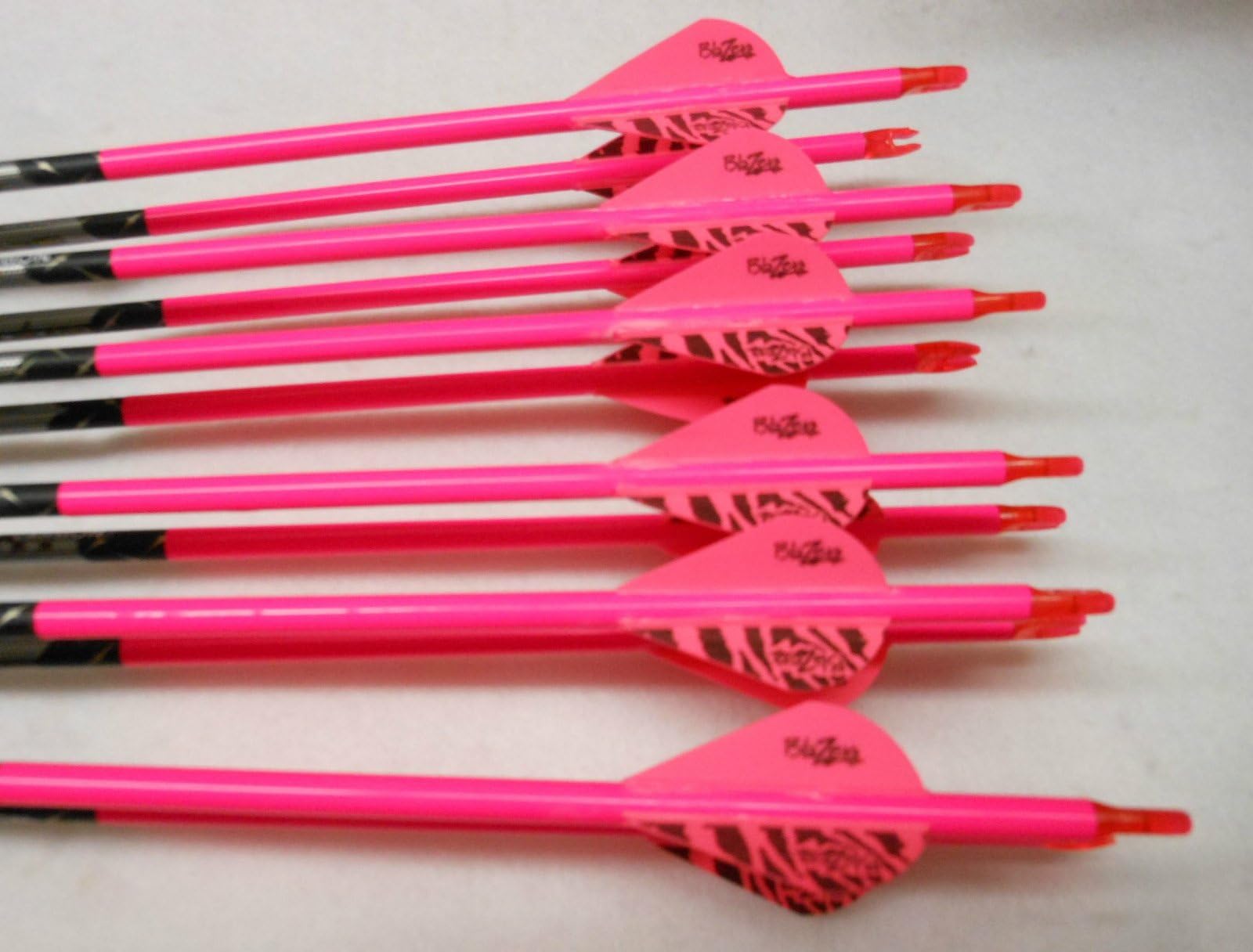 Gold Tip XT Hunter 5575/400 Carbon Arrows w/Blazer Vanes Wraps 1Dz.