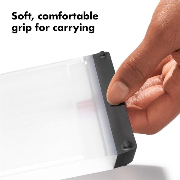 OXO GOOD GRIPS PLASTIC CARVING & CUTTING BOARD