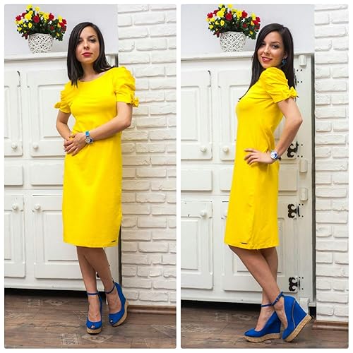 queen victoria wedding dress