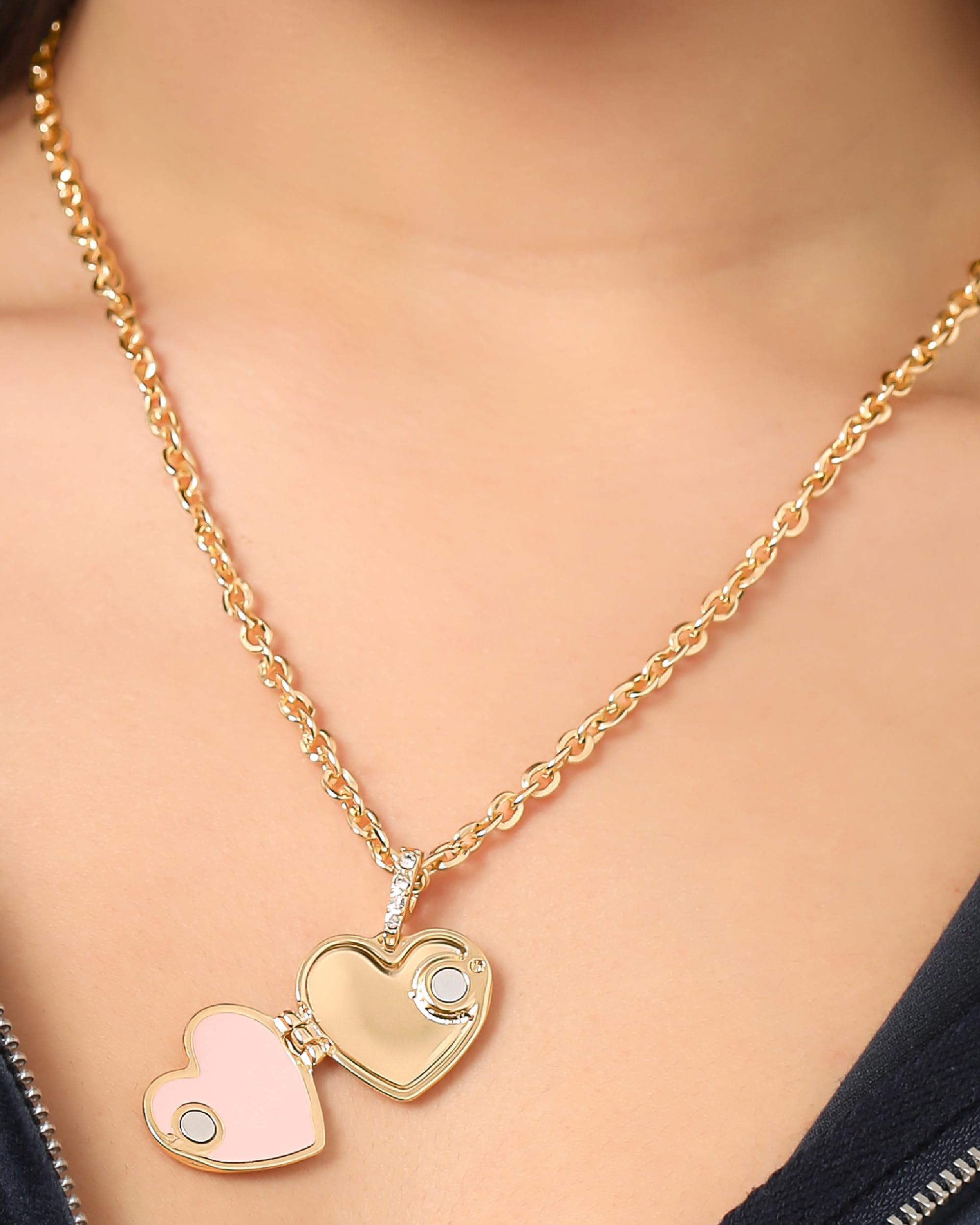 Juicy Couture Heart Locket Necklace for Women 18