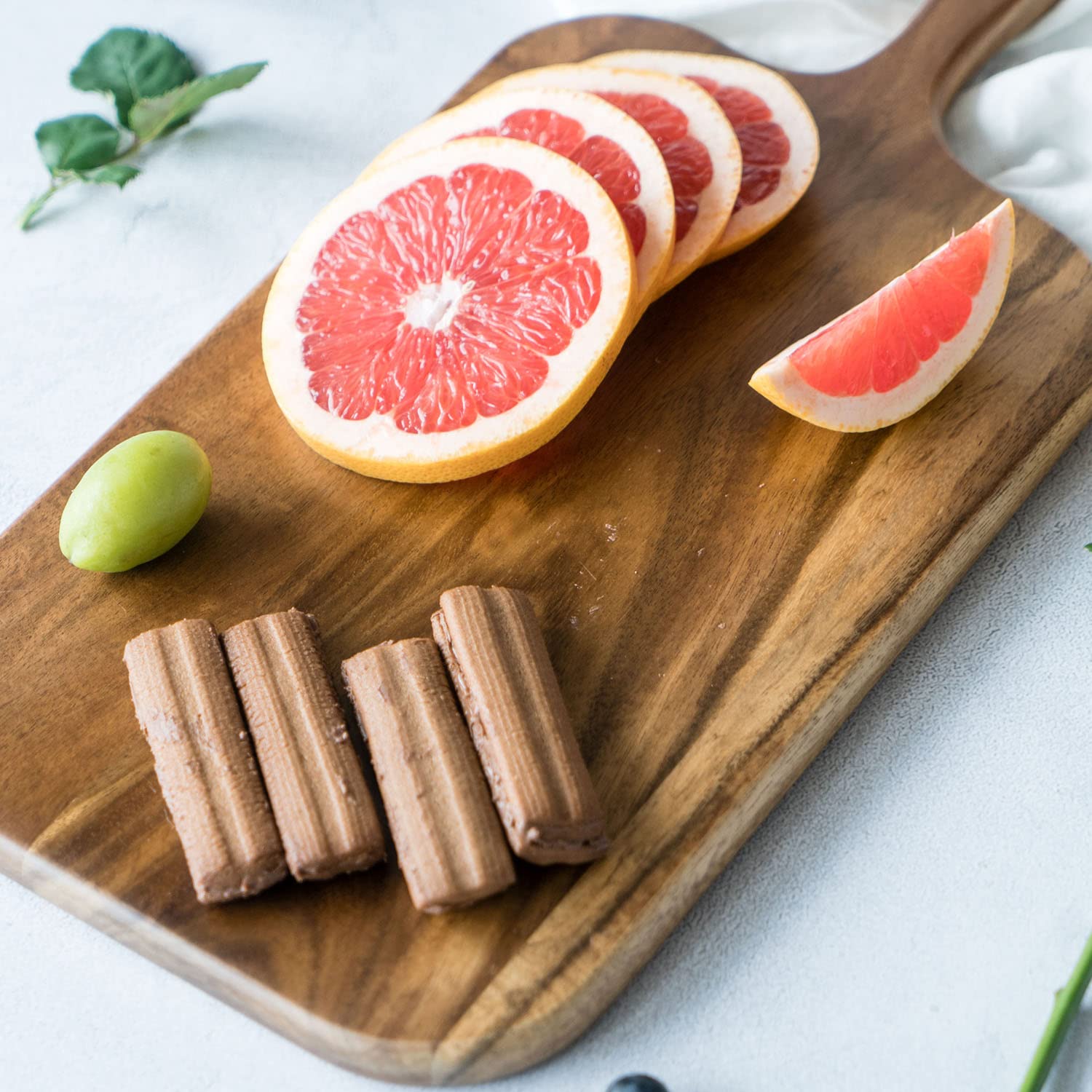 BILL.F Acacia Wood Cutting Board with Handle Small Size Long Wooden Charcuterie Board Paddle Cheese Board Serving Boards for Kitchen Meat, Pizza,Cheese, Bread, Vegetables &Fruits 16