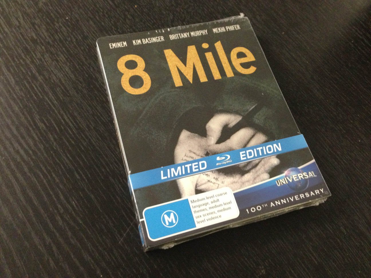 Amazon Com 8 Mile Steelbook Blu Ray Region Free Movies Tv
