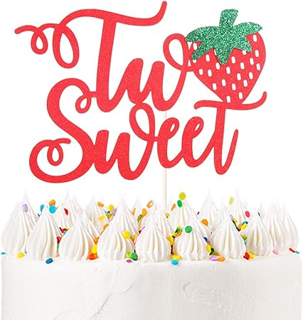 Amazon グリッター ストロベリー 2つの甘いケーキトッパー 赤ちゃん 女の子 男の子 2歳の誕生日ケーキの装飾 フルーツテーマ 2歳の誕生日パーティーデコレーション 夏プールパーティー用品 パーティーグッズ おもちゃ