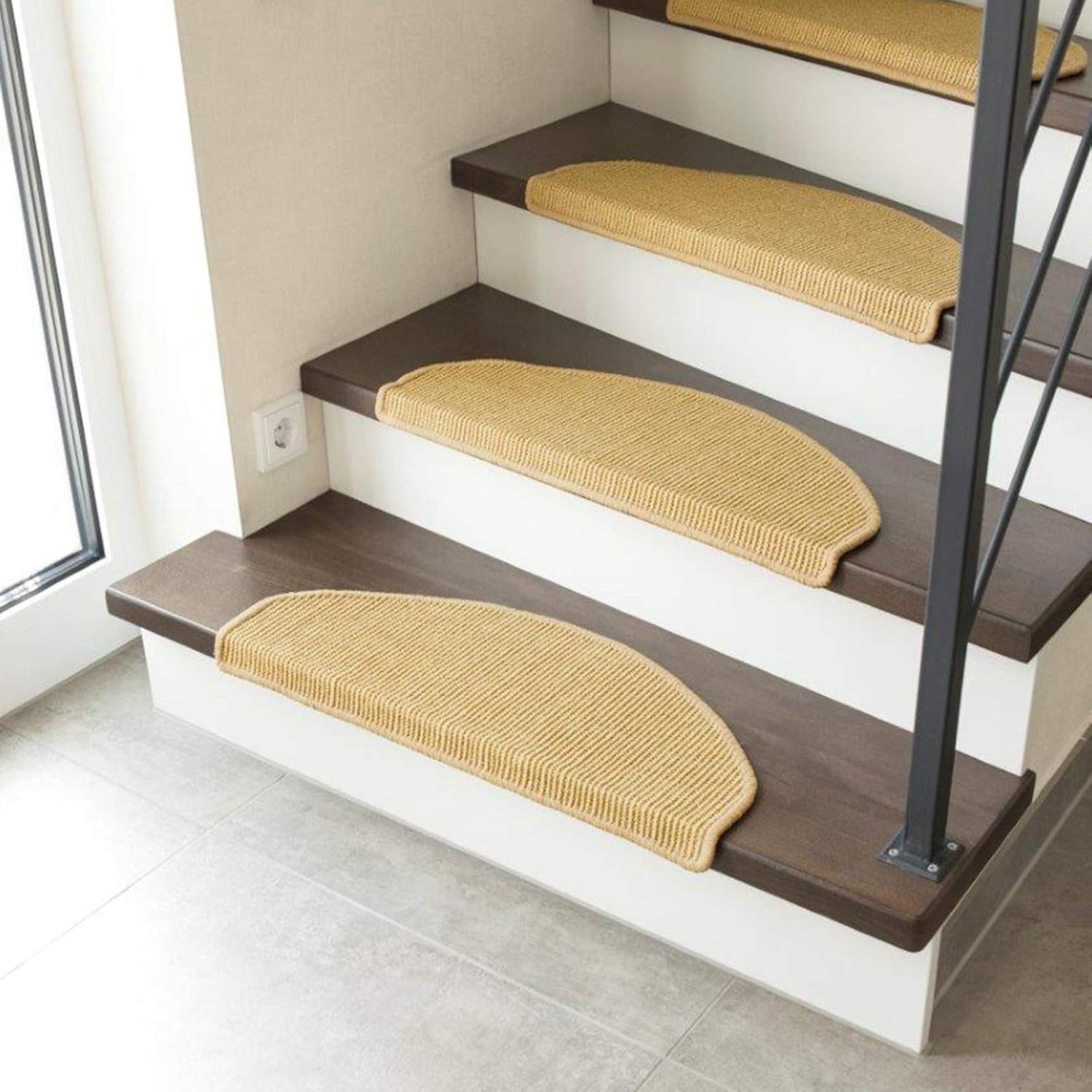 Andiamo Natural selfadhesive sisal stair treads, non slip carpet step