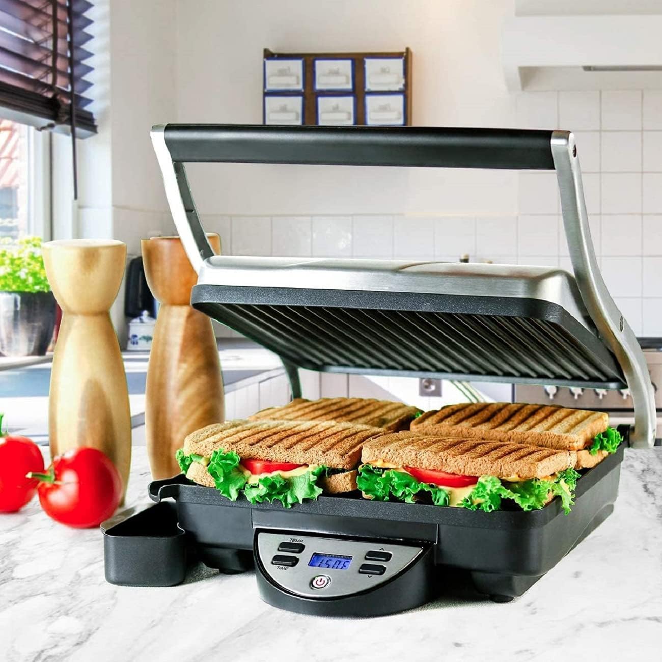 Ovente 4 Slice Electric Indoor Panini Press Grill with Non-Stick Double Flat Cast Iron Cooking Plates & Removable Drip Tray, Countertop Stainless Steel Sandwich Maker Bread Toaster, Silver GP1000BR: Kitchen & Dining