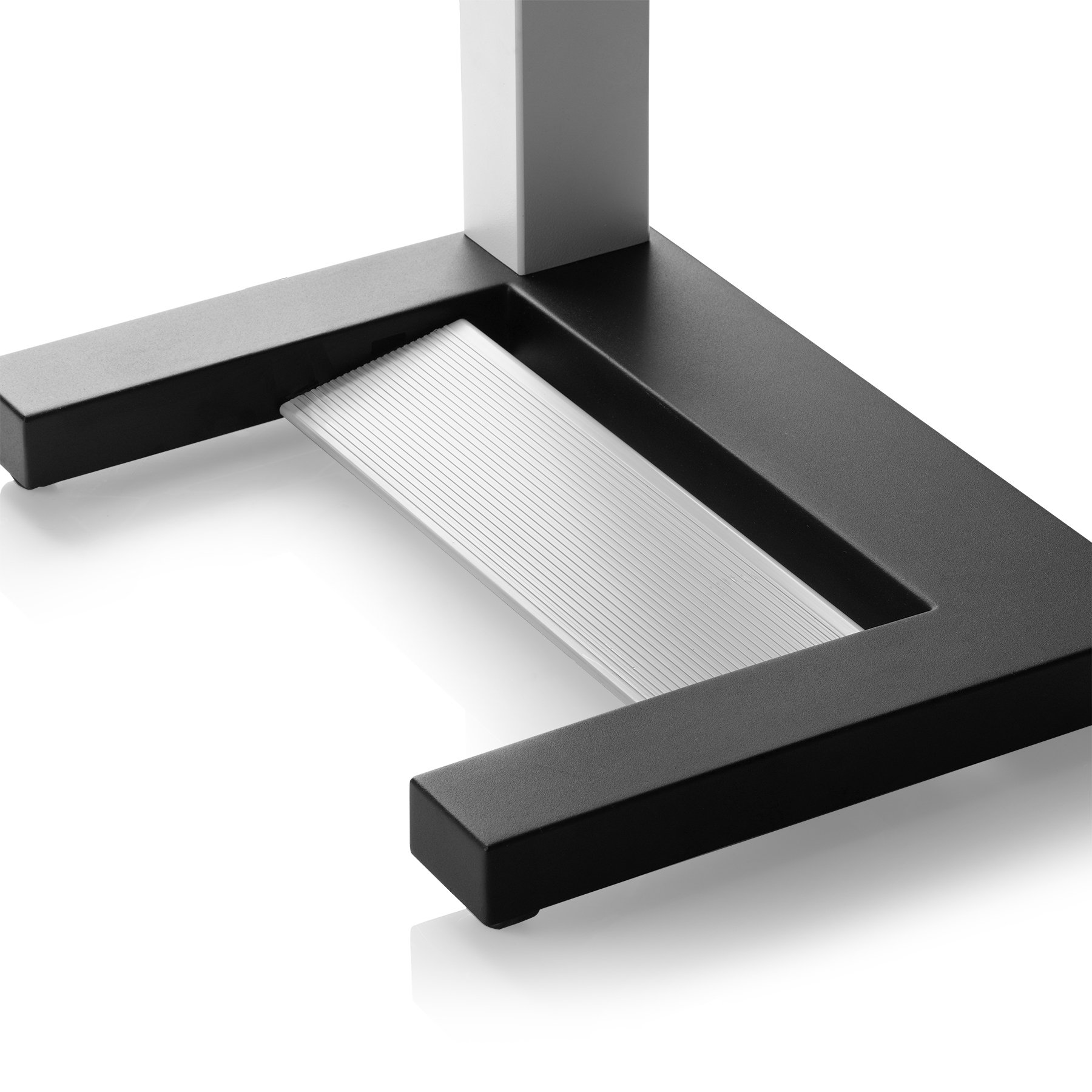 Reliable 100SR Rotary Steam Press - Verve Steam Press With Foot Pedal Control, 3 Steam Settings, Variable Speed, Dual-End Feed for Ironing Long Sheets, 1800W Heating Element, Safety Release Lever