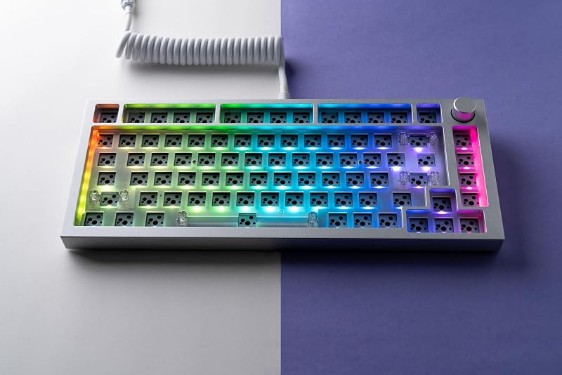 Cabo Espiral Trançado Premium para Teclados USB-C (Stealth)