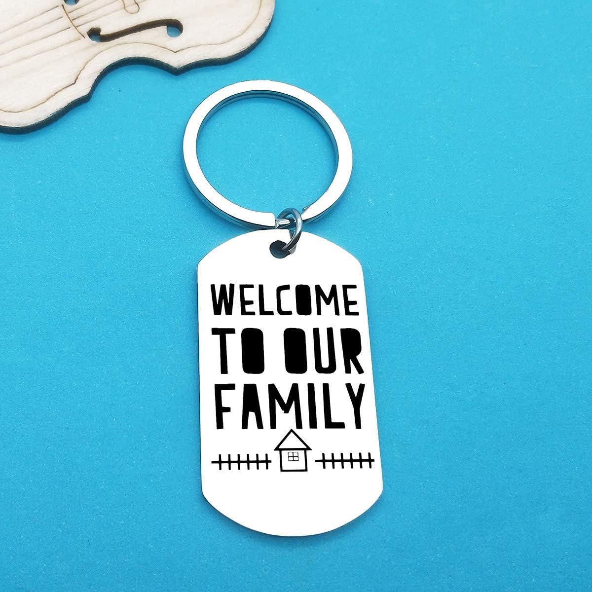 Huwujiu Daughter-in-Law Gifts Son in Law Keyring Gifts for Welcome to Our Family Keyring Wedding Gift for Daughter in Law from Mother in Law Father in Law - Image 3