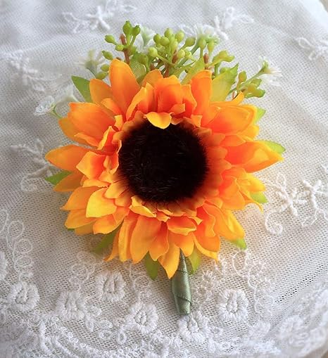Amazon Co Jp Chicchic 1セット 6パック ひまわり ブートニエール メンズ 結婚式 クラシック 手作り 造花 コサージュ ピン付き 花婿 花嫁 結婚式 プロム パーティー用 One Size イエロー ホーム キッチン