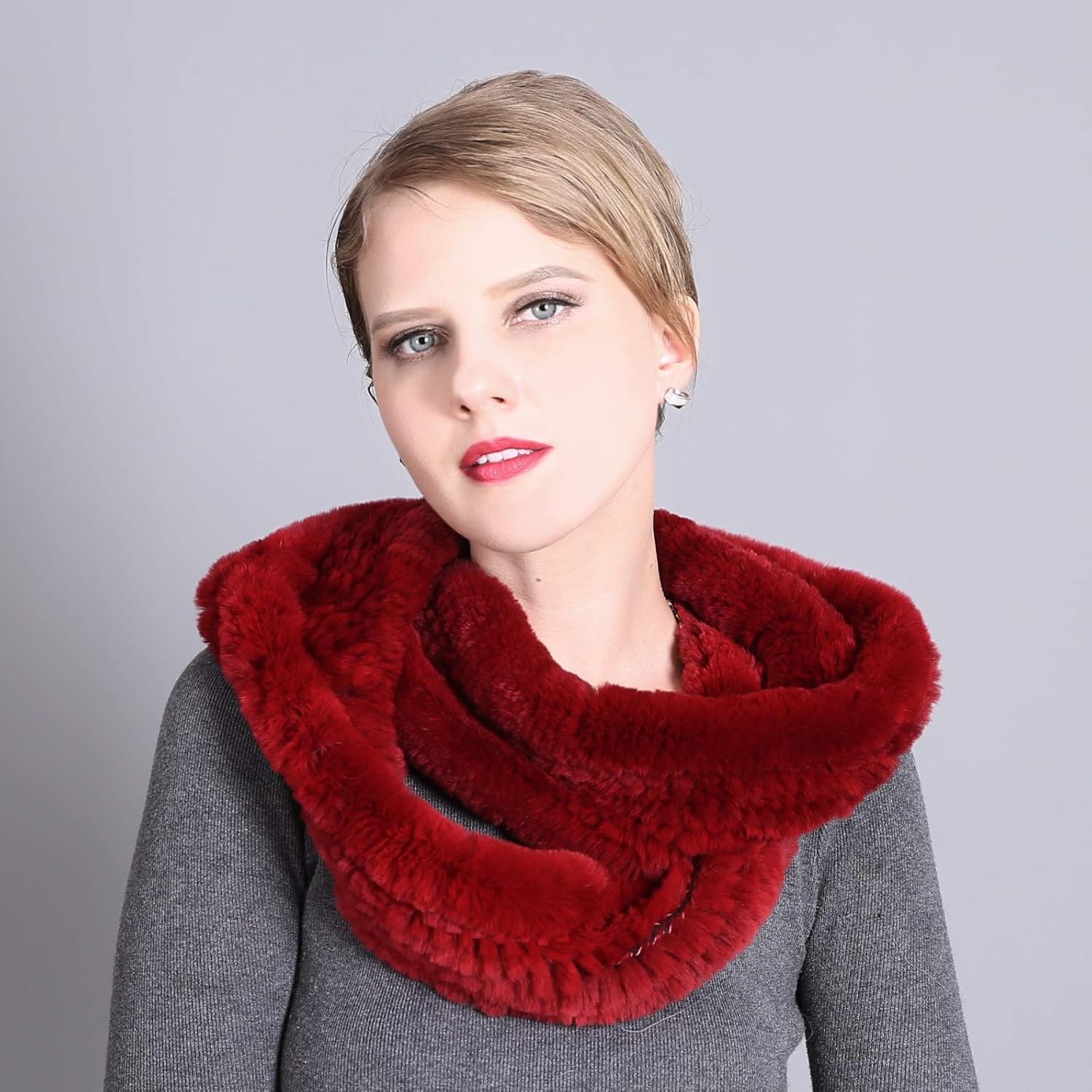 шарф вязанный из норки. шарф с мехом. меховой воротник. шарф из меха. меховые шарфы из норки.