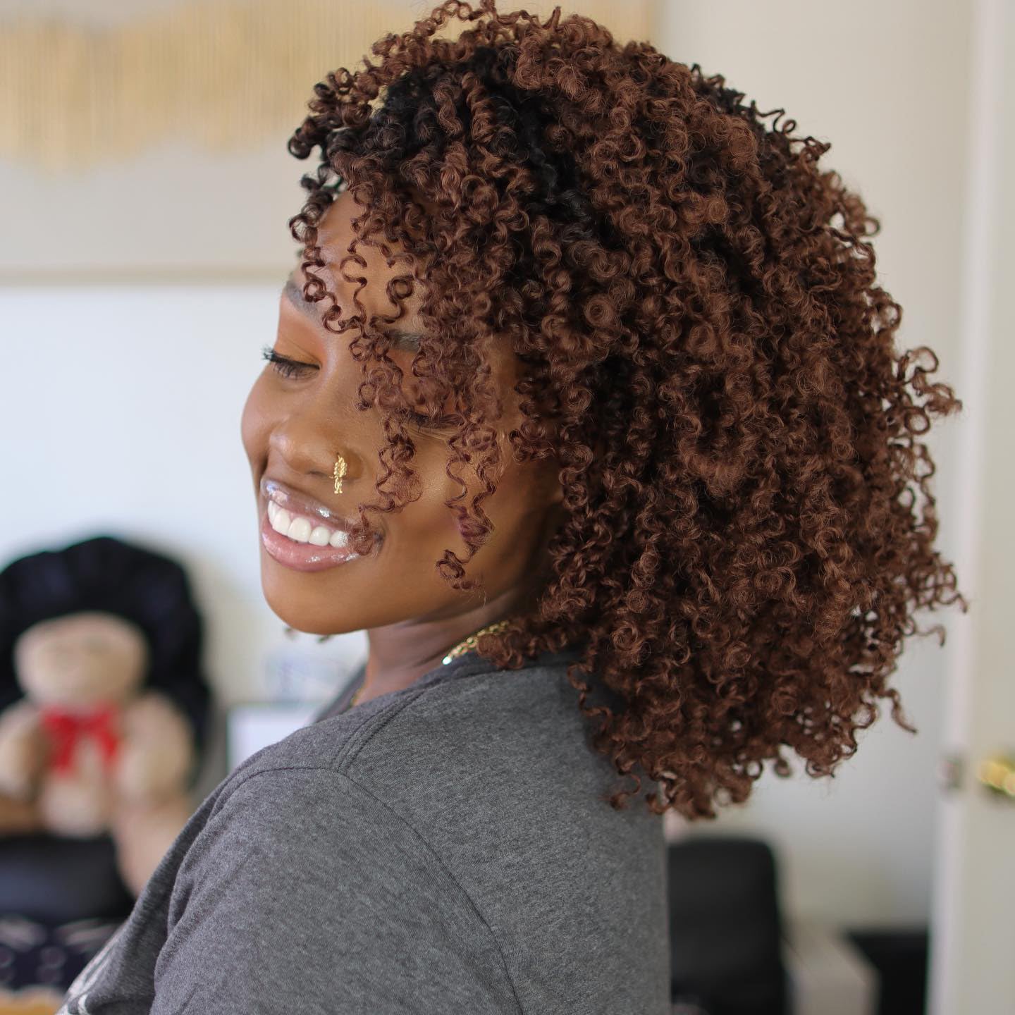Photo 1 of COOKOO 8 Inch 30 Strands/PCS Pre-looped Yanky Twists Crochet Braids 8 Packs Ombre Brown Spring Twists Hair Senegalese Twist Crochet Hair with Curls Synthetic Marlybob Crochet Hair Extensions 1B/30#