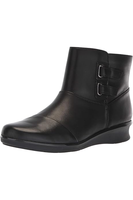 cheyn anne wedge bootie