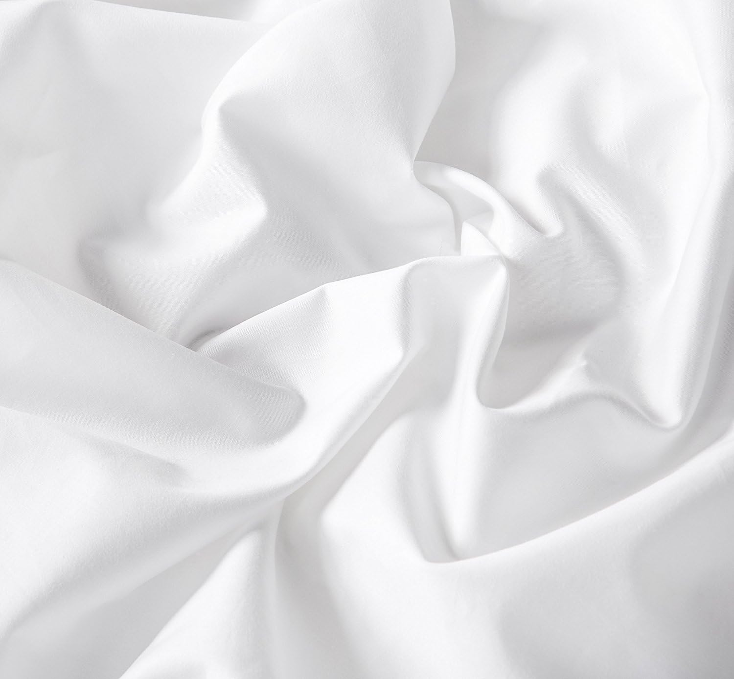 Mayfair Linen 100% Egyptian Cotton Sateen Weave 800 Thread Count Queen Fitted Sheet with Elastic All Around - Fits Mattress Upto 18 inches White: Home & Kitchen