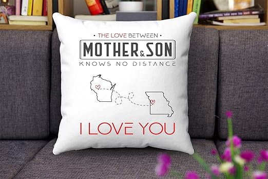 Amazon Com Long Distance Mom The Love Between Mother Son