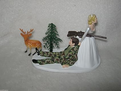 Wedding Party Reception Buck Deer Hunter Redneck Hunting Cake
