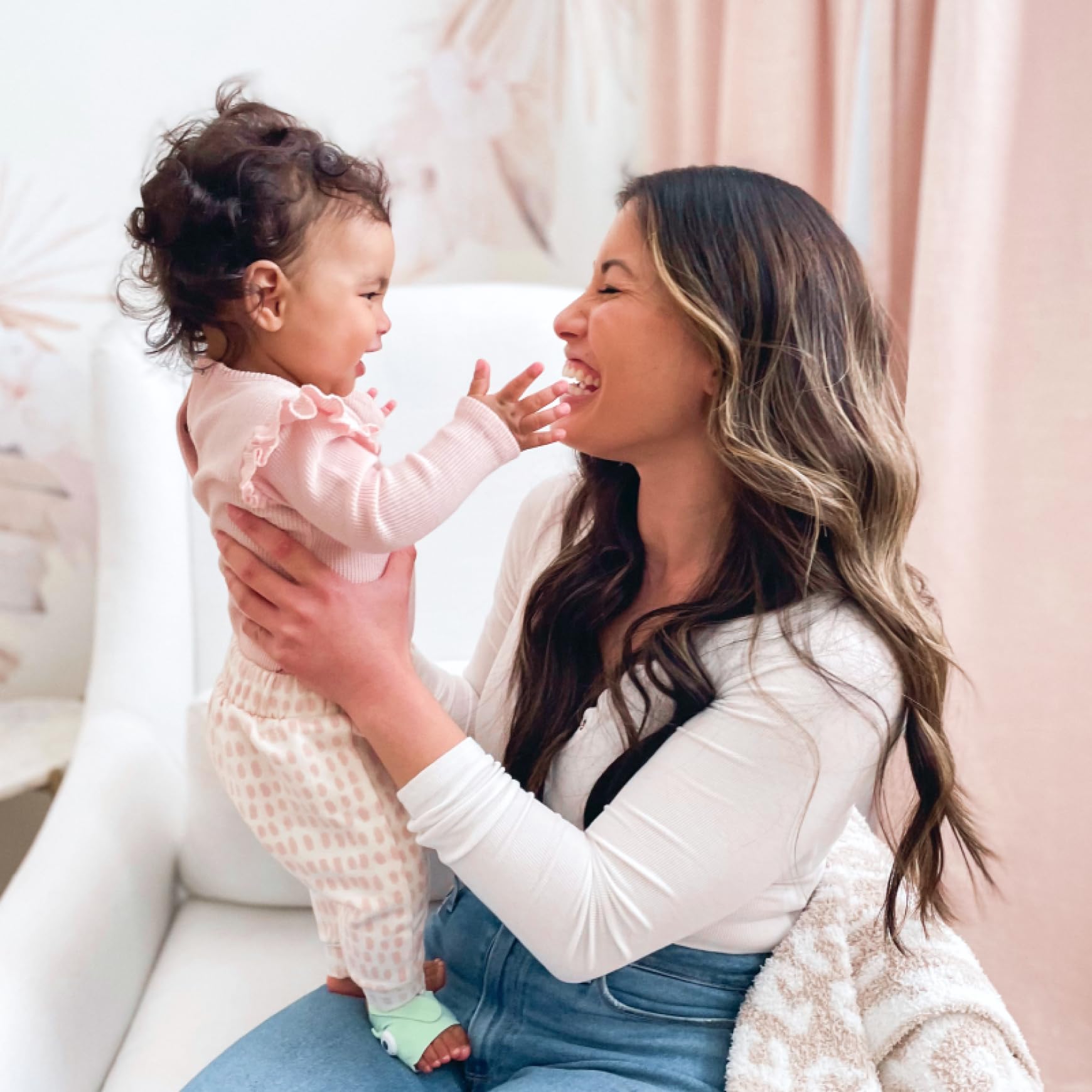 Owlet Dream Sock® FDACleared Smart Baby Monitor Track Live Pulse