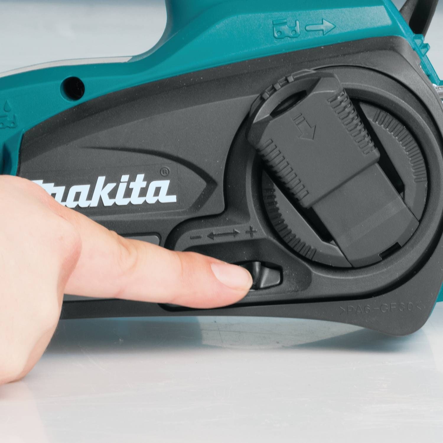 Makita XCU02PT1 Chainsaws product image 10