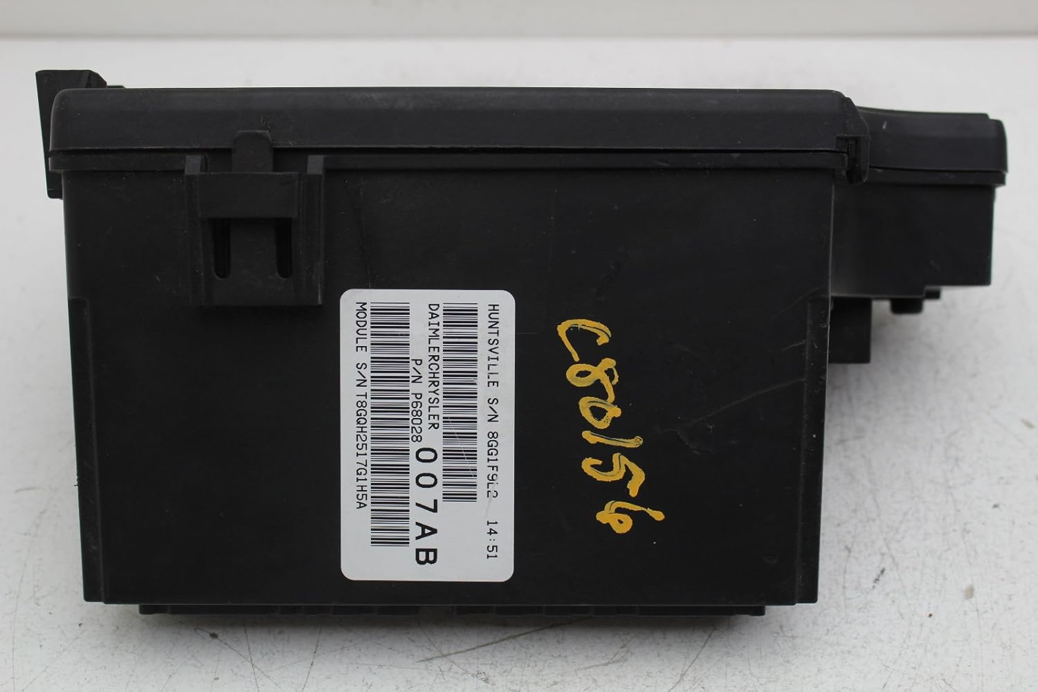 08 09 Dodge Caliber Hb Sxt Fwd 2 0l Under Hood Relay Fuse Box