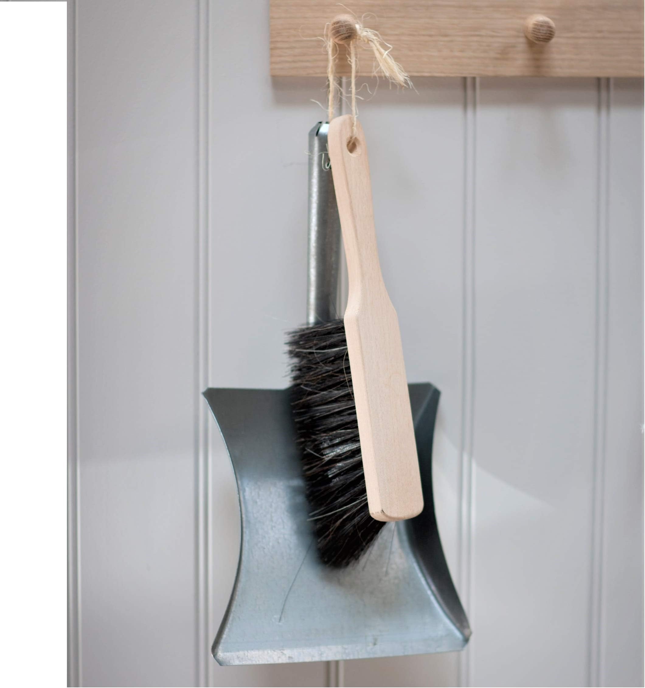 Tutti Decor Garden Trading Galvanised Steel Dustpan and Brush Traditional Home Cleaning