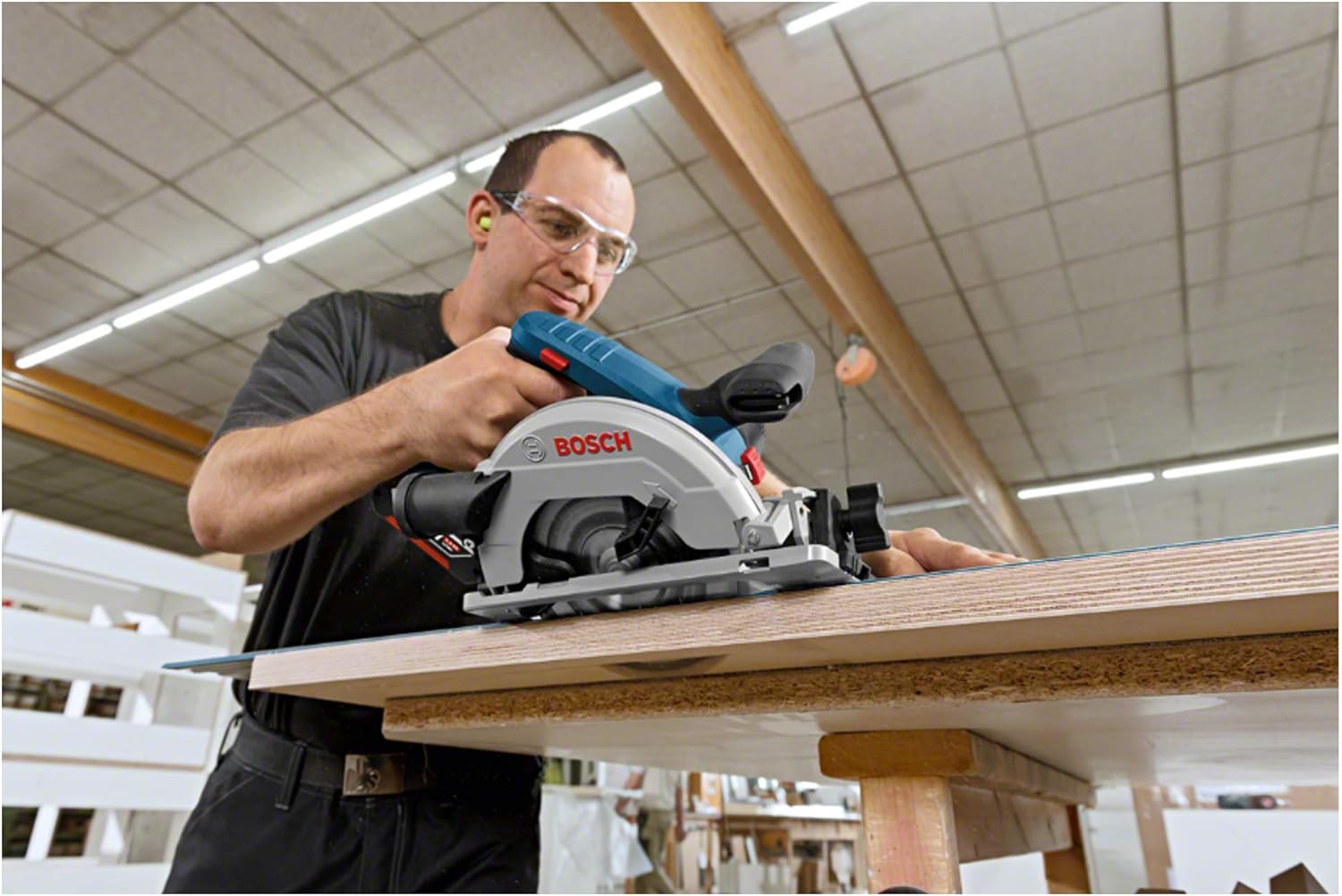 Bosch Professional 18V System Cordless Circular Saw GKS 18V-57 (saw blade diameter: 165 mm, cutting depth: 57 mm - Image 5
