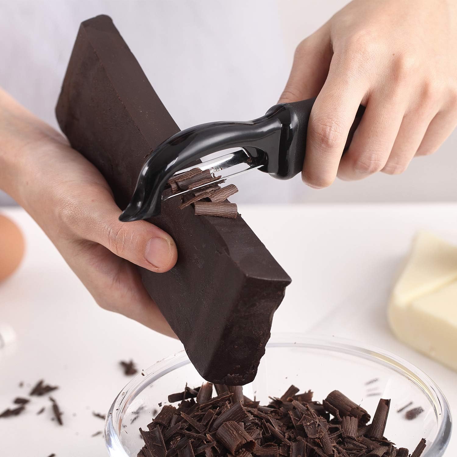 Spring Chef Premium Swivel Vegetable Peeler: Kitchen & Dining