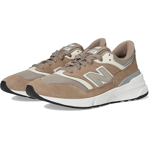 Amazon.com | New Balance Unisex 997R Sneaker,Black,Men 4 / Women
